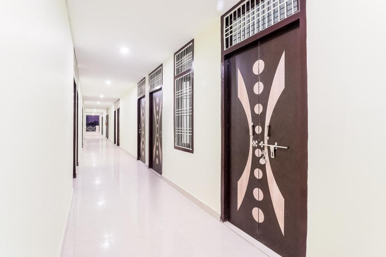 Spot On 63000 Hotel S.S. Plaza Banthra Sikandarpur Εξωτερικό φωτογραφία