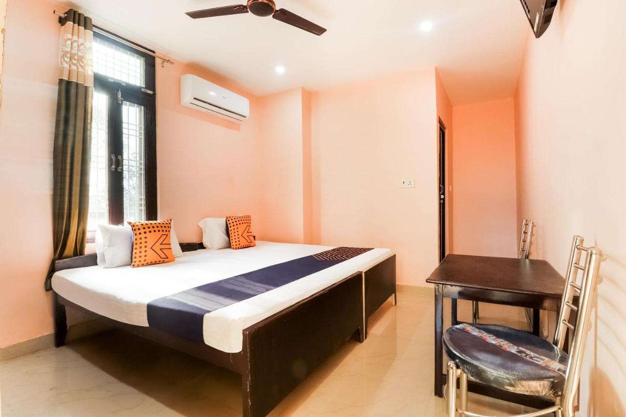 Spot On 63000 Hotel S.S. Plaza Banthra Sikandarpur Εξωτερικό φωτογραφία