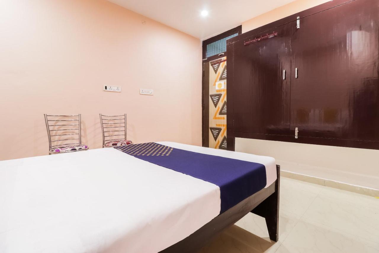 Spot On 63000 Hotel S.S. Plaza Banthra Sikandarpur Εξωτερικό φωτογραφία