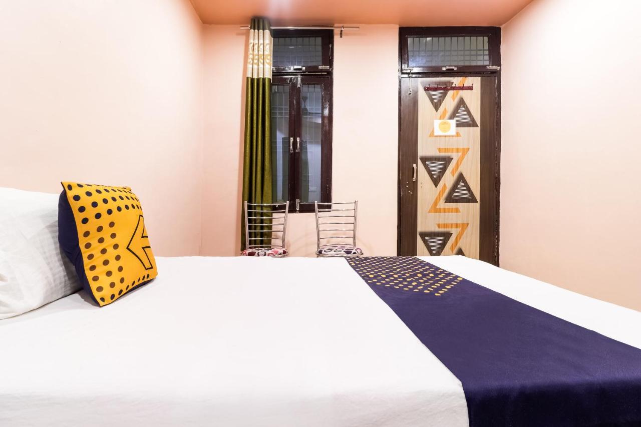 Spot On 63000 Hotel S.S. Plaza Banthra Sikandarpur Εξωτερικό φωτογραφία