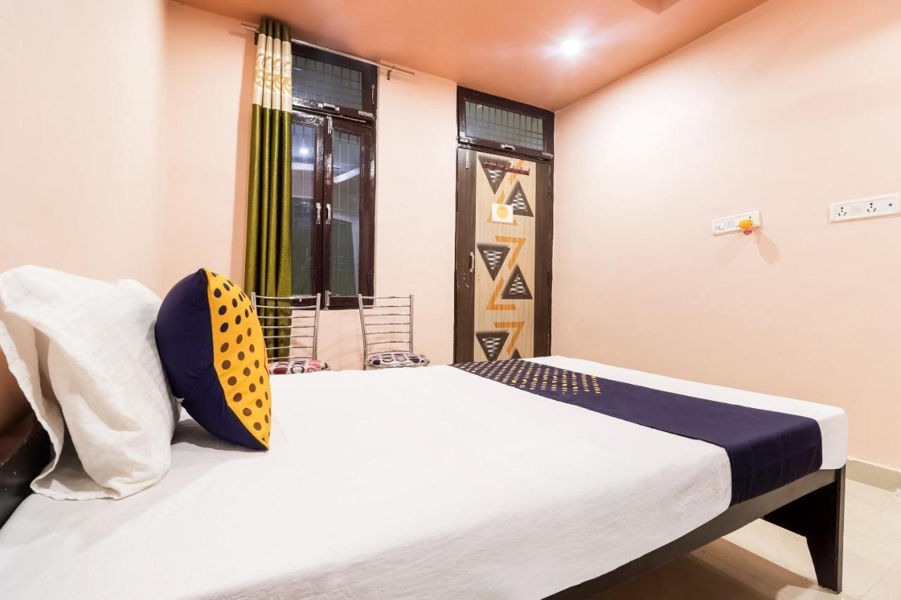 Spot On 63000 Hotel S.S. Plaza Banthra Sikandarpur Εξωτερικό φωτογραφία
