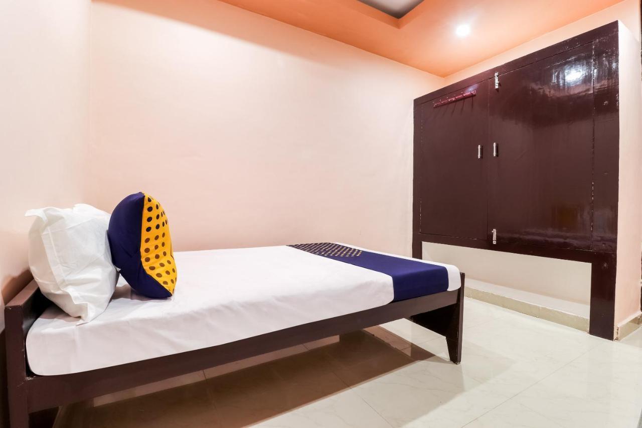 Spot On 63000 Hotel S.S. Plaza Banthra Sikandarpur Εξωτερικό φωτογραφία