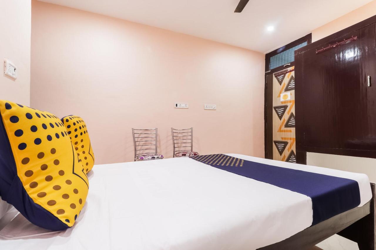 Spot On 63000 Hotel S.S. Plaza Banthra Sikandarpur Εξωτερικό φωτογραφία
